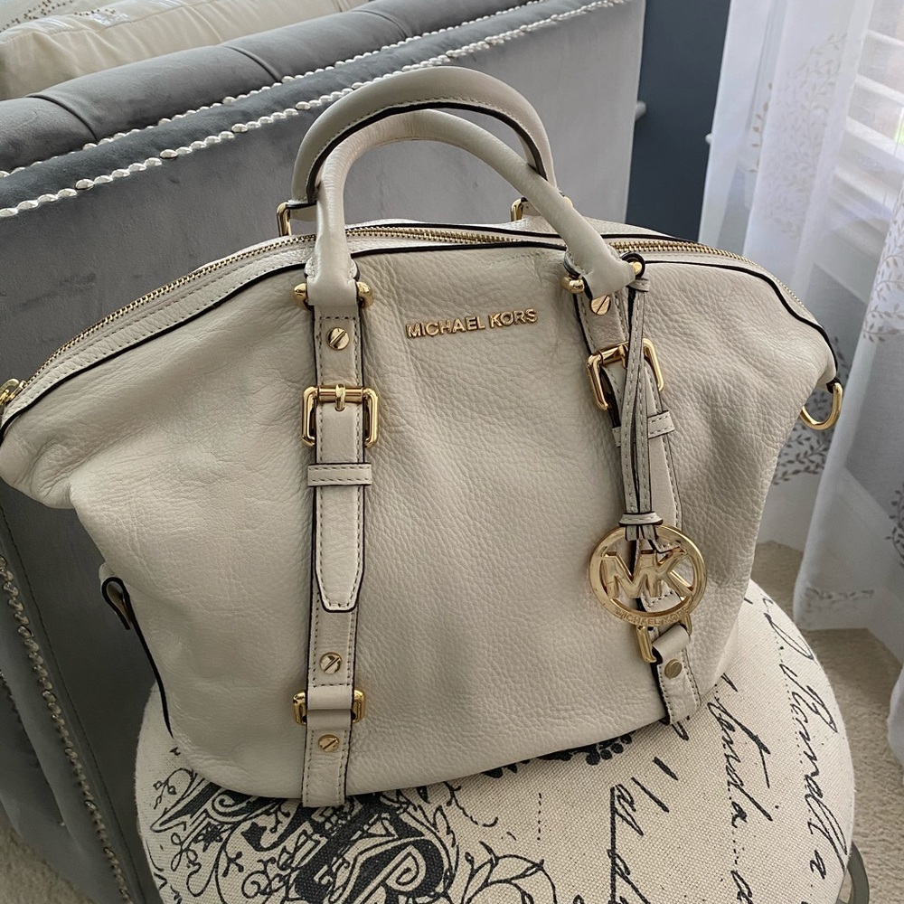 Authentic white pebble leather Michael Kors bag